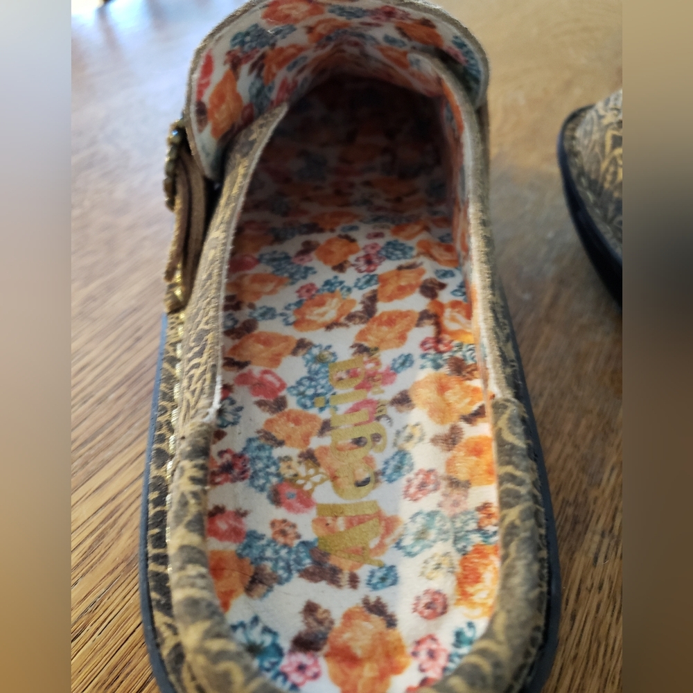 Alegria Brown And Tan Mules - Picture 7 of 7